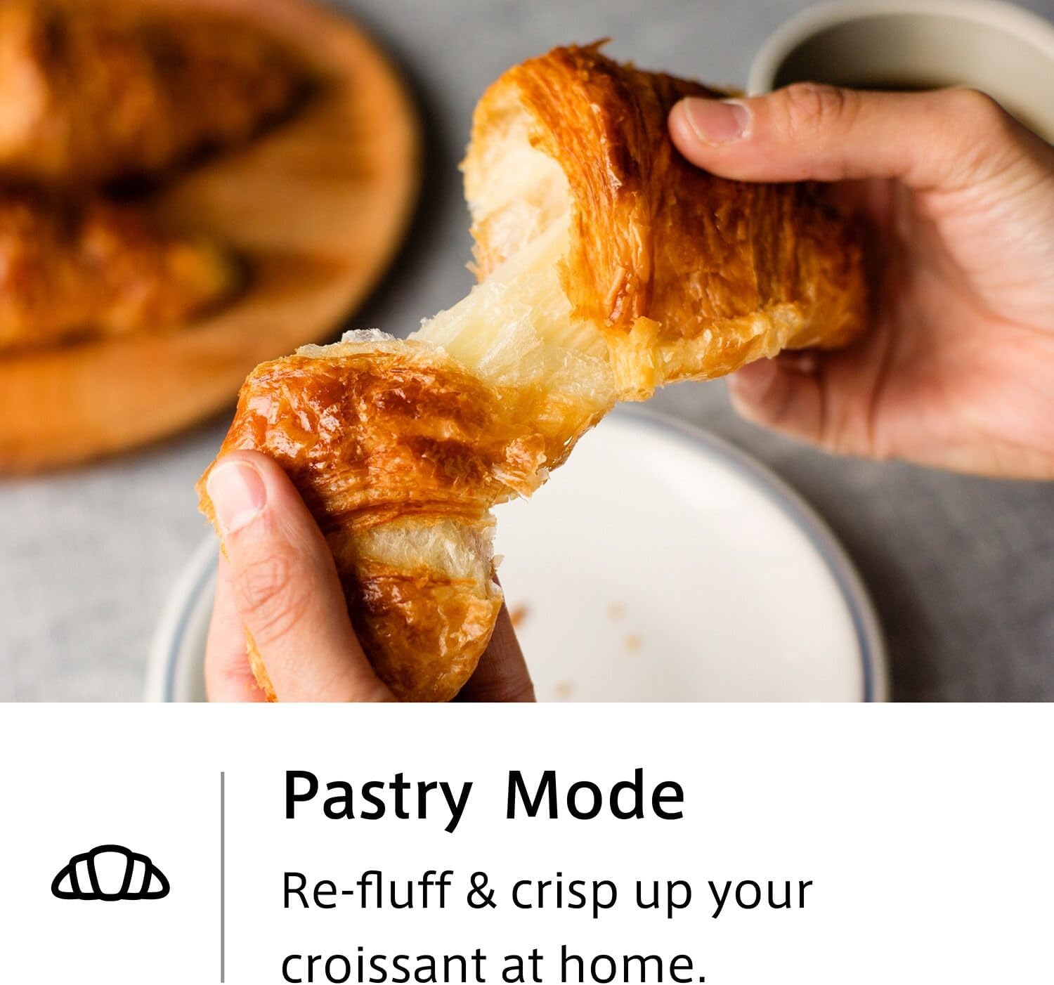 BALMUDA The Toaster | Steam Oven Toaster | Compact Size 14.1" W x 12.6" D x 8.2" H | 5 Cooking Modes: Sandwich Bread, Artisan Bread, Pizza & Pastry, Oven | Baking Pan Included | US Version | White